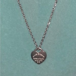 COPY - Return to New York heart “logo” Necklace silver necklace charm is sterli…